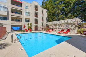 036_F8_3173 Wayside Plaza 113