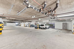 023_F8_3173 Wayside Plaza