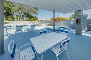 5-Community Lanai