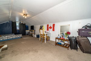  Photo 52