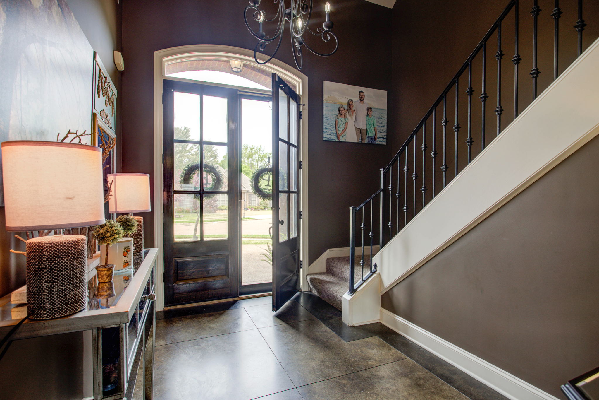 4 entry foyer