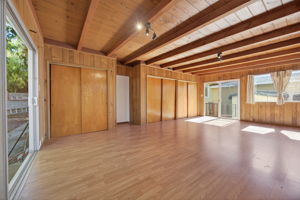  Photo 31