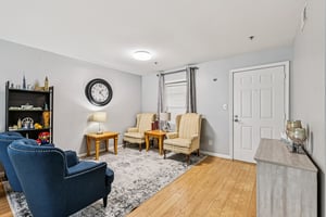 Summit Square Dr-S1302-007.jpg