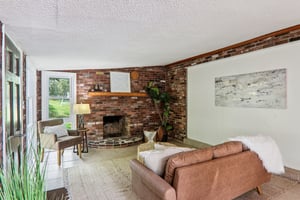 324 New Leicester Hwy-1706-012.jpg