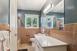318 New Leicester Hwy-170620250616_027