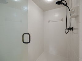  Photo 35