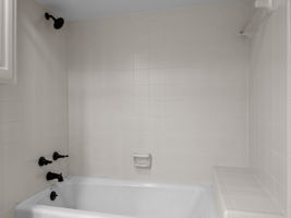  Photo 52
