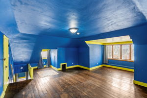  Photo 40