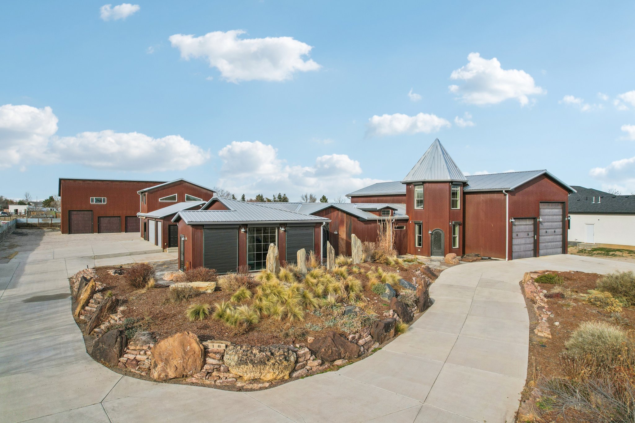 Lilac Dr-L1301-011.jpg