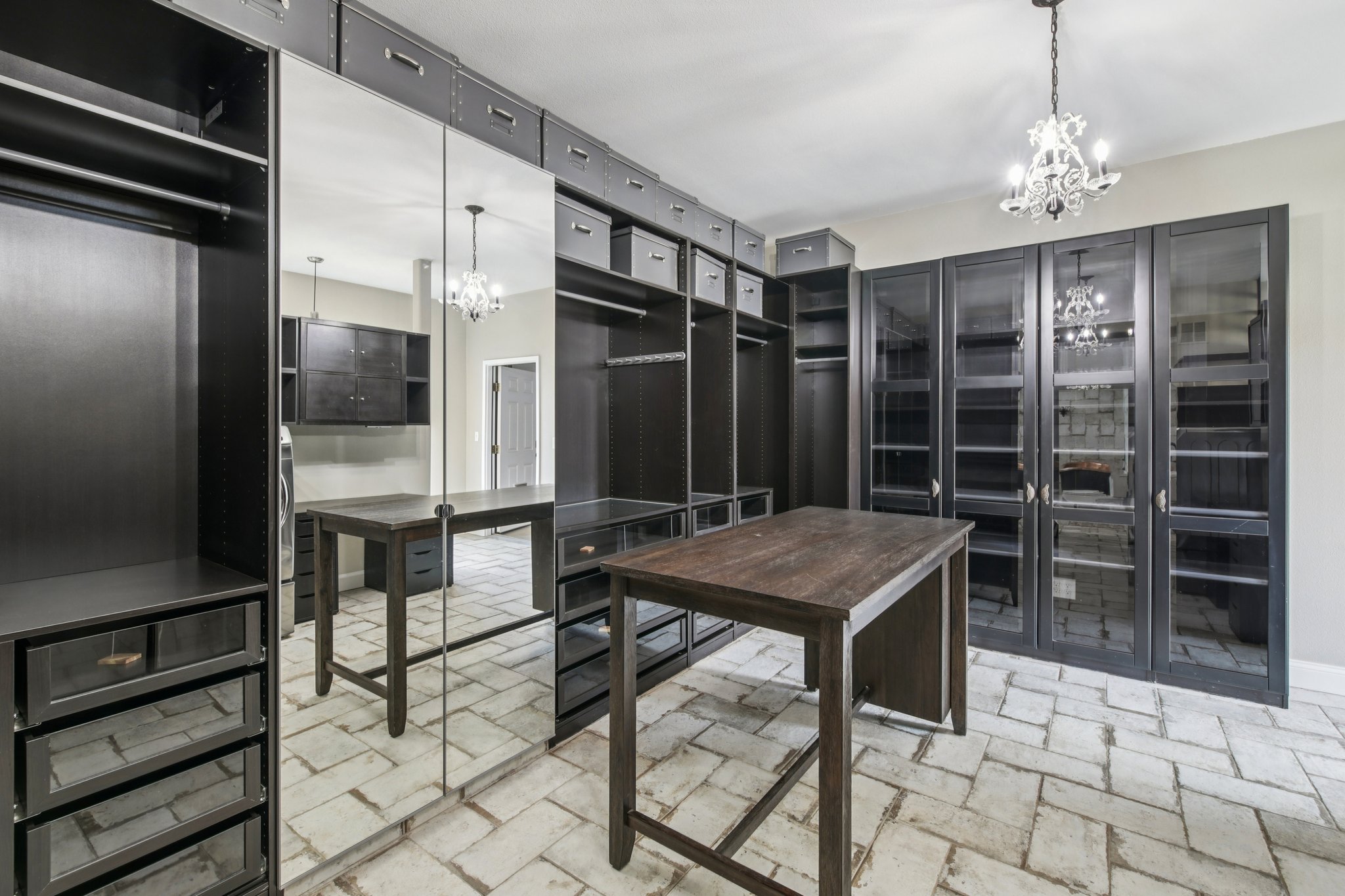 Lilac Dr-L1301-045.jpg