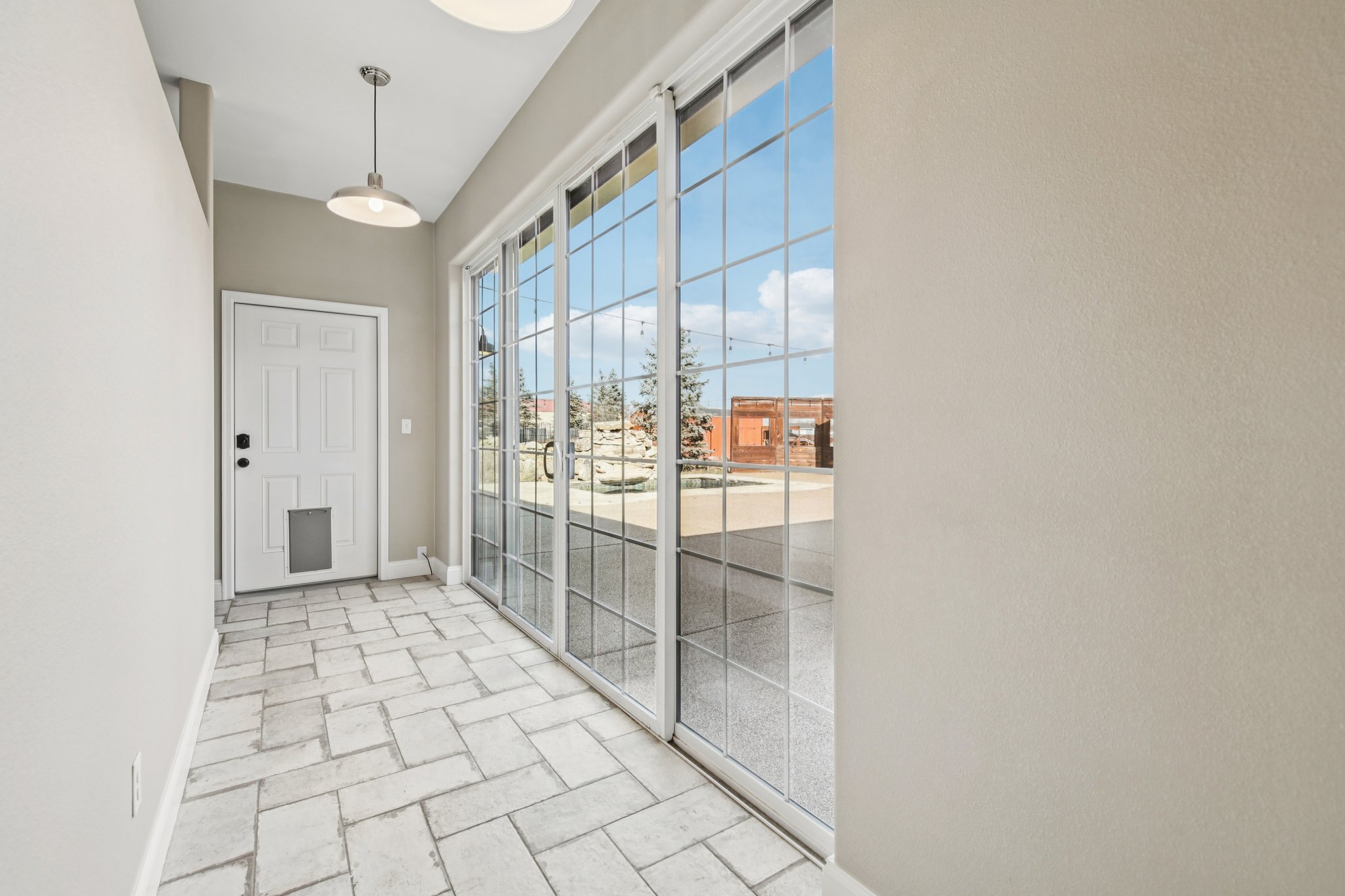 Lilac Dr-L1301-048.jpg