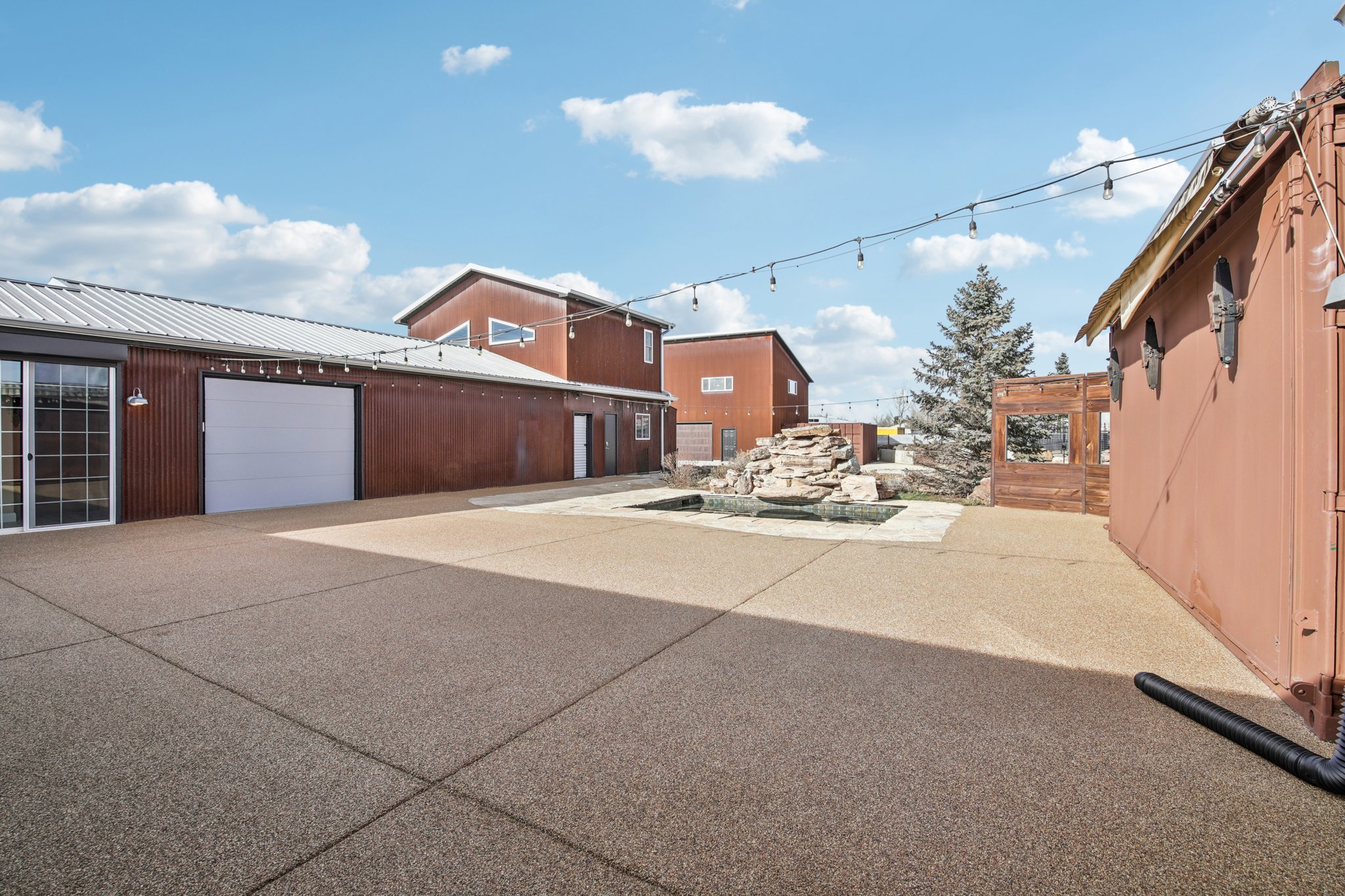 Lilac Dr-L1301-080.jpg