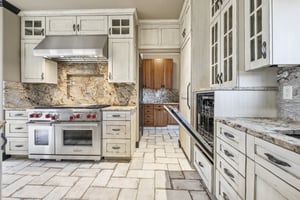 Lilac Dr-L1301-031.jpg