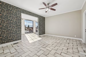 Lilac Dr-L1301-036.jpg