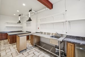 Lilac Dr-L1301-051.jpg