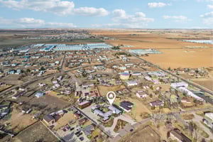 Lilac Dr-L1301-104.jpg