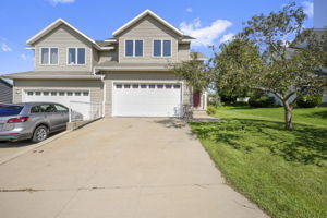  Photo 0
