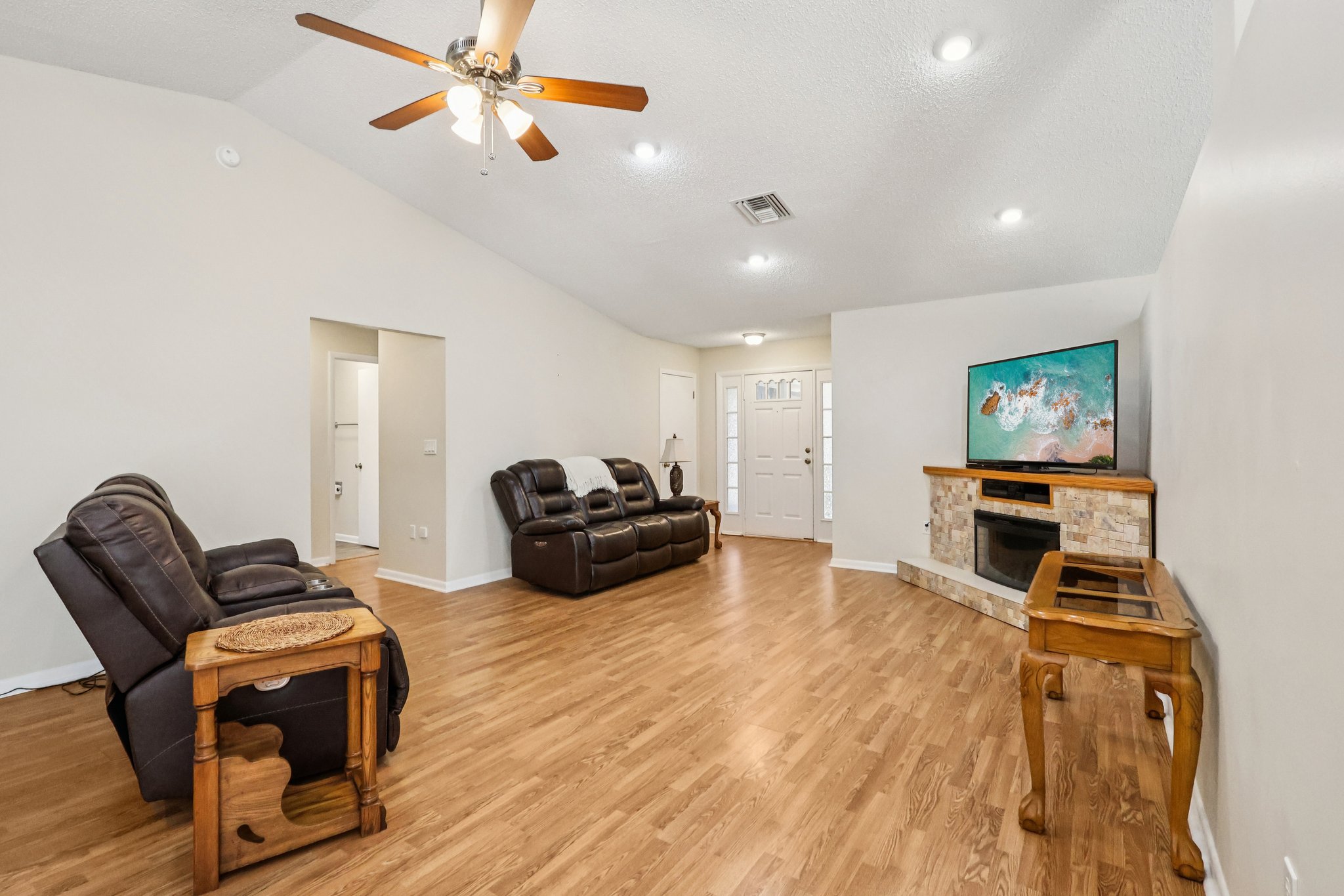 Skye Ct-S3101-006.jpg