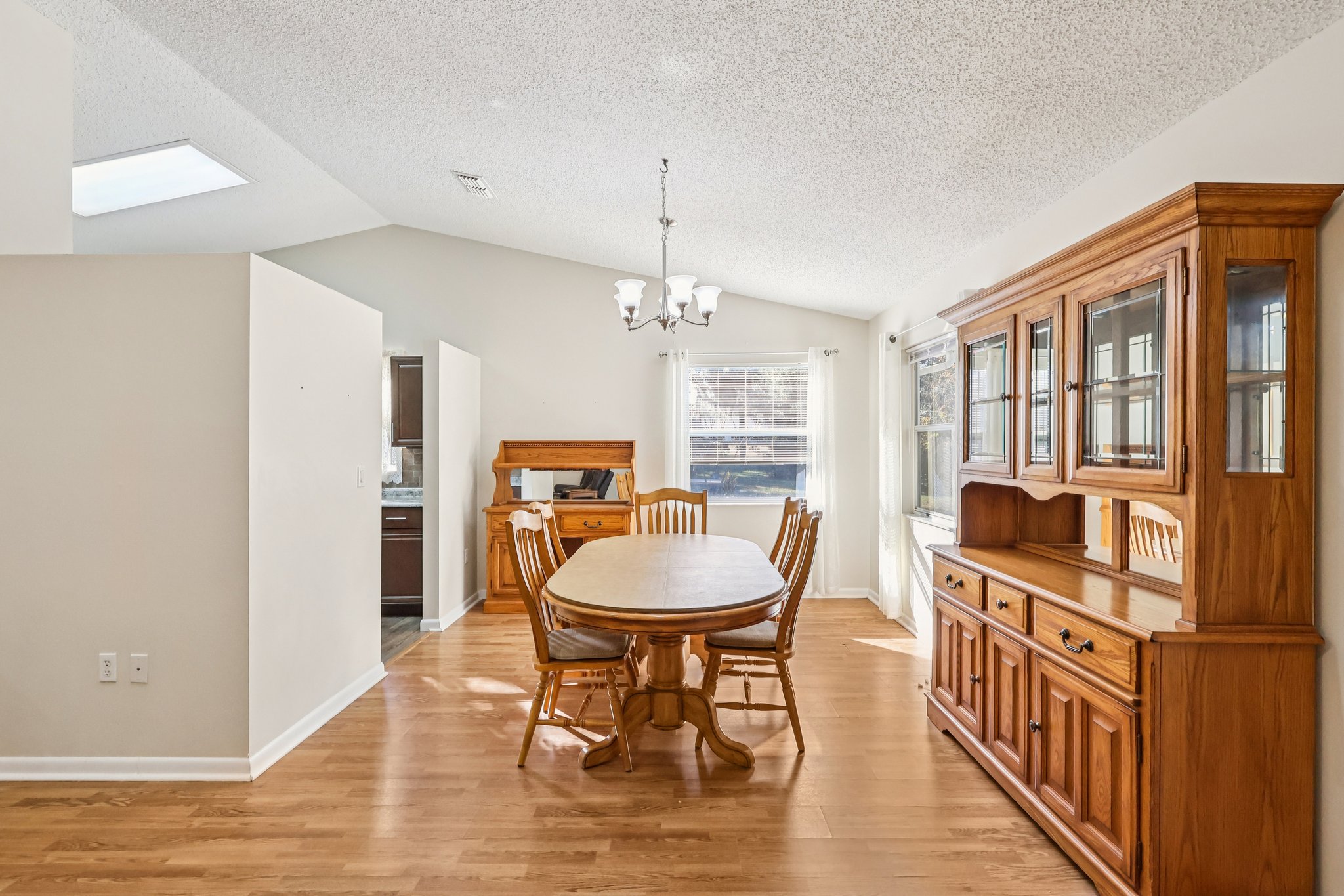 Skye Ct-S3101-009.jpg