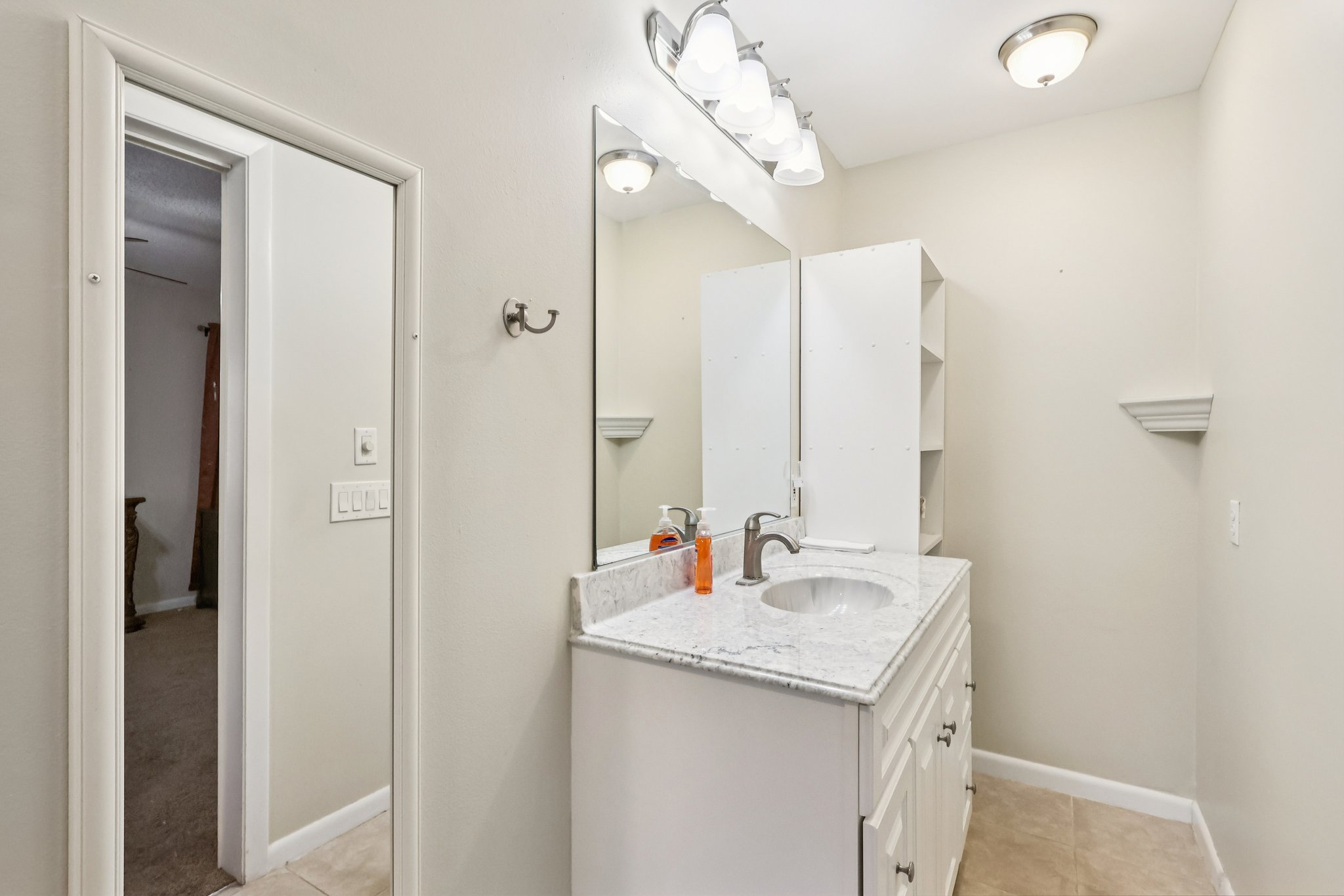 Skye Ct-S3101-025.jpg