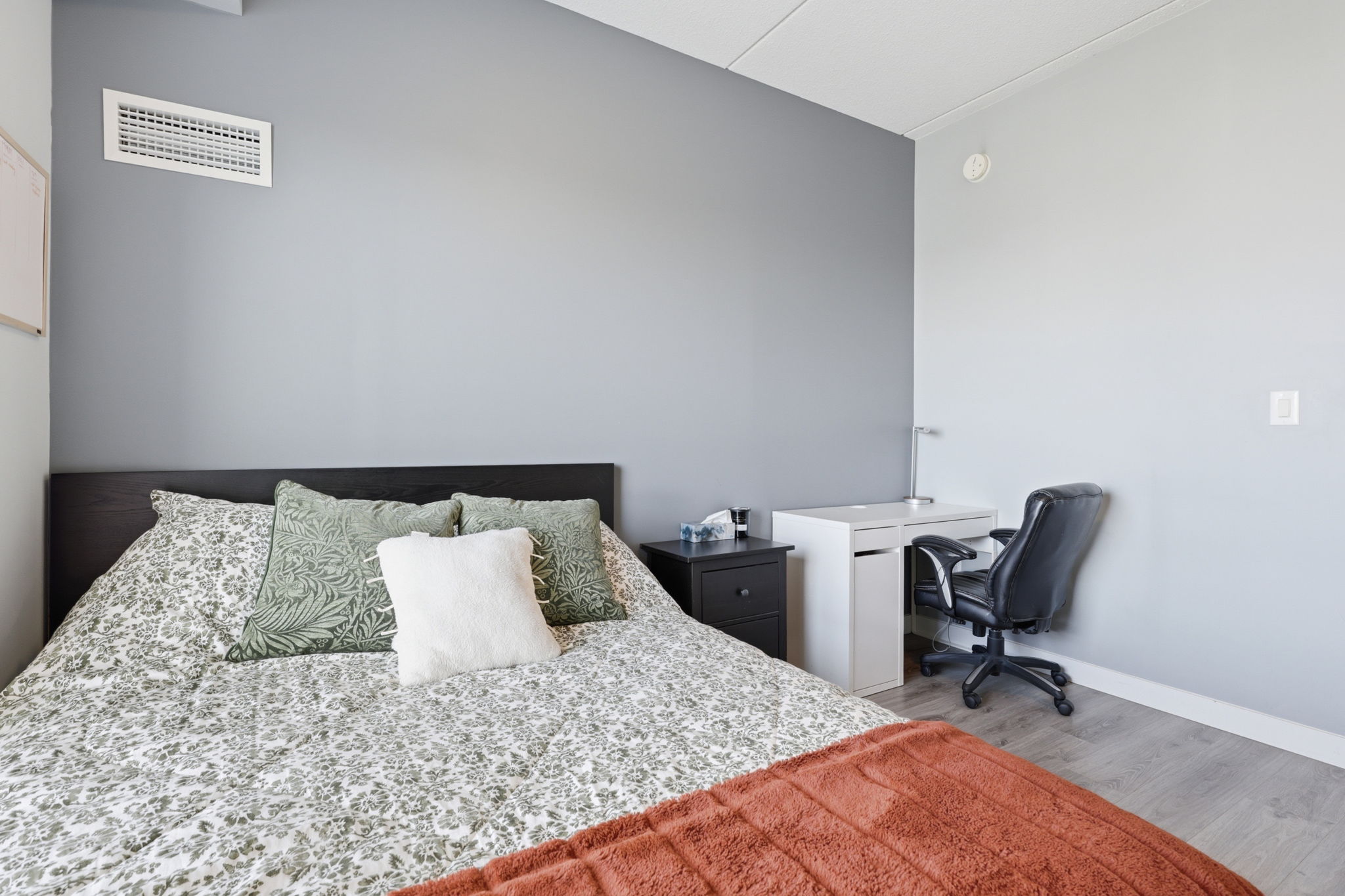 Property in Waterloo — delivered property photograph 18
