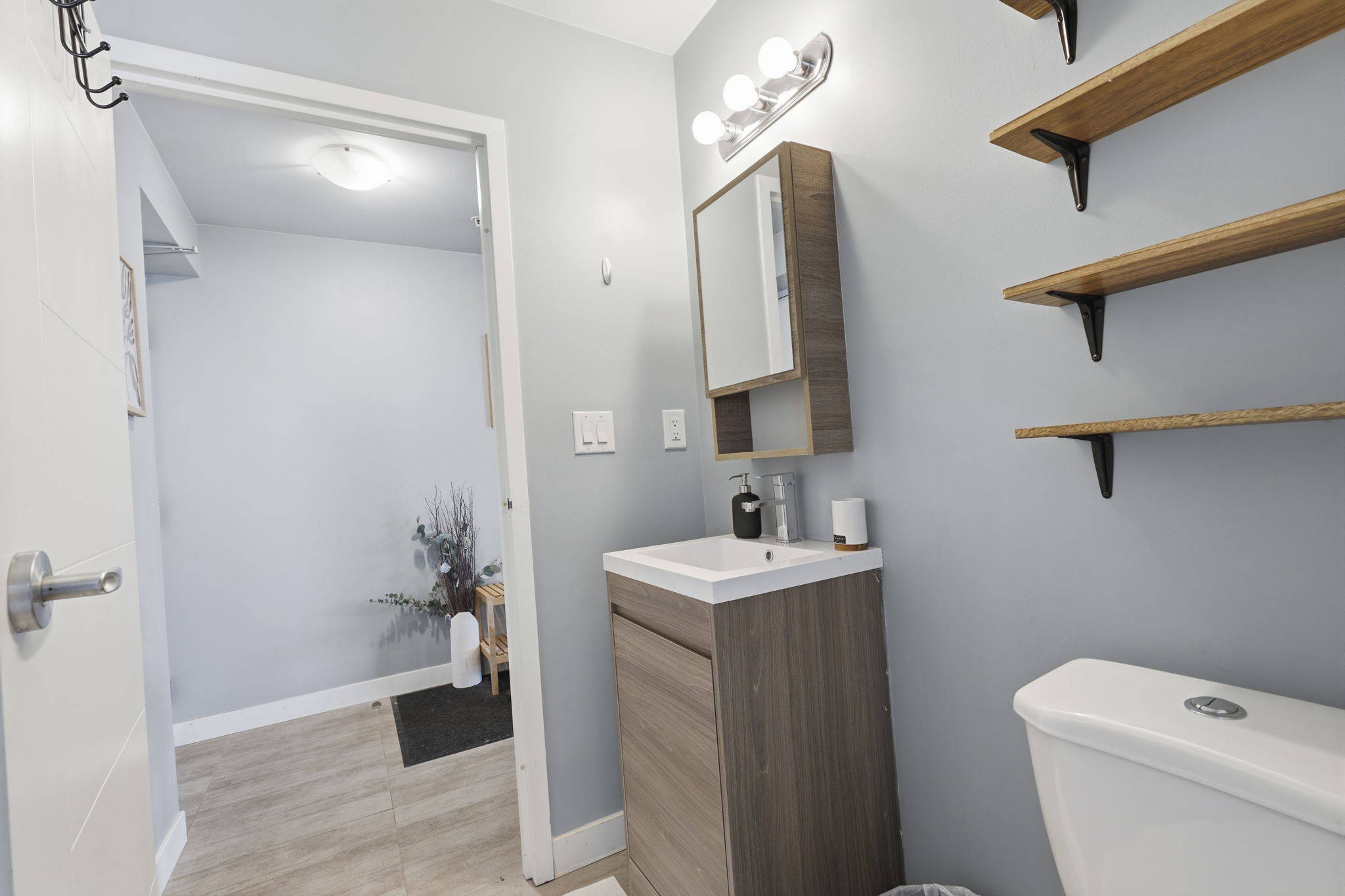 Property in Waterloo — delivered property photograph 23