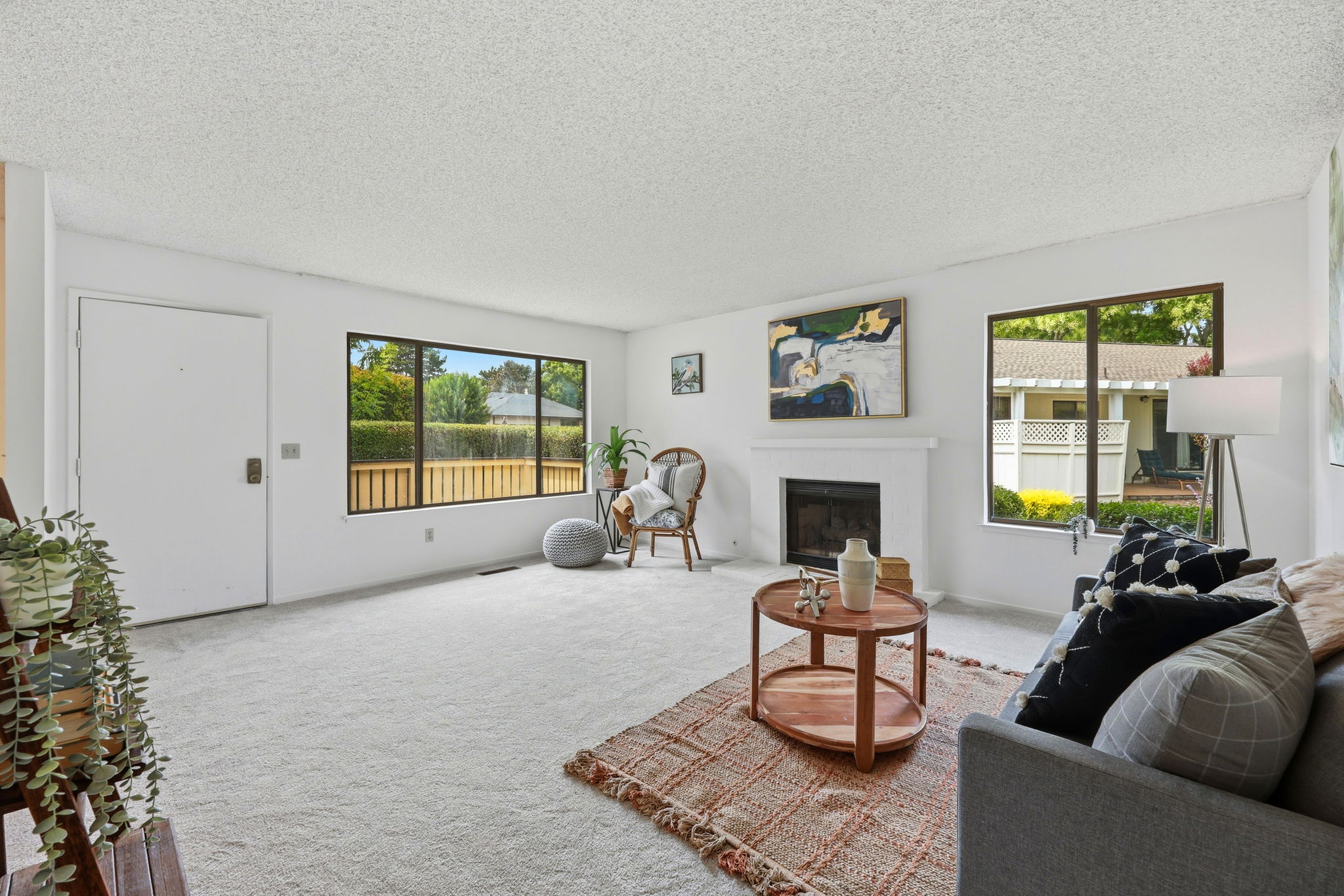 011_F8_318 Twin Lakes Dr