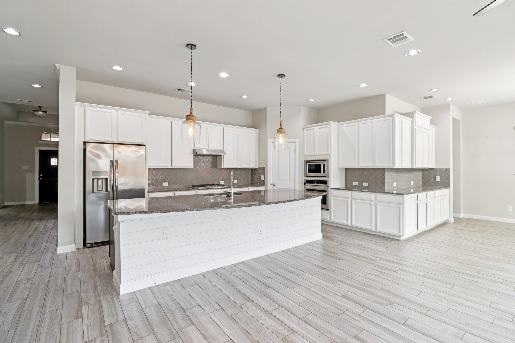 Westlake Terrace Dr-S1103-012.jpg