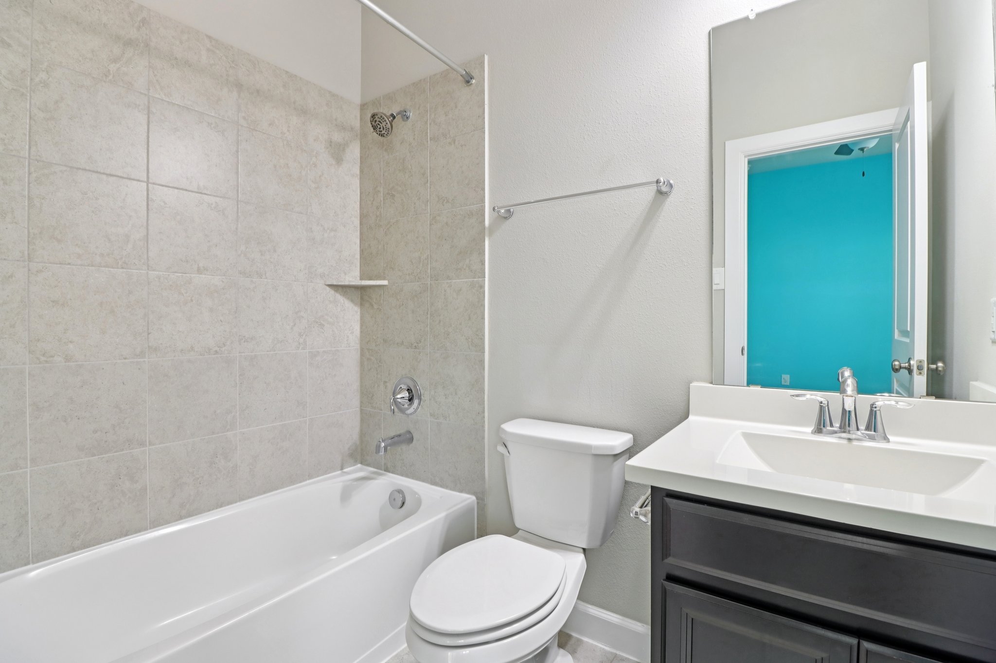 Westlake Terrace Dr-S1103-020.jpg