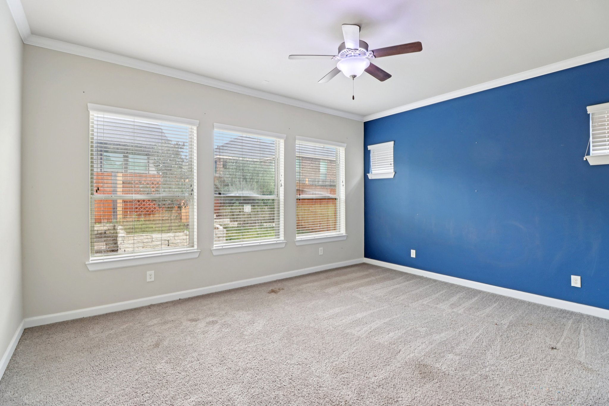 Westlake Terrace Dr-S1103-021.jpg