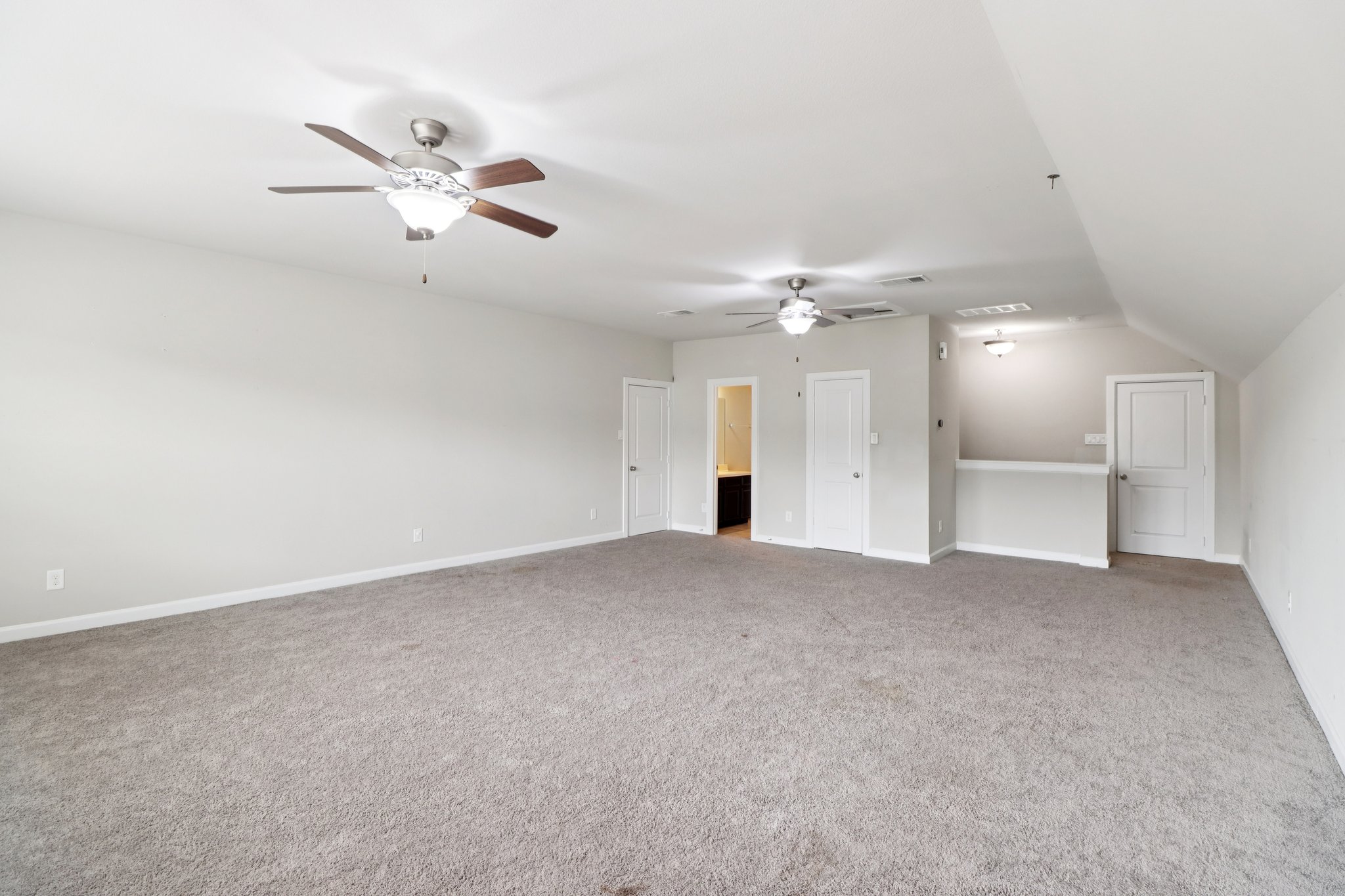 Westlake Terrace Dr-S1103-026.jpg