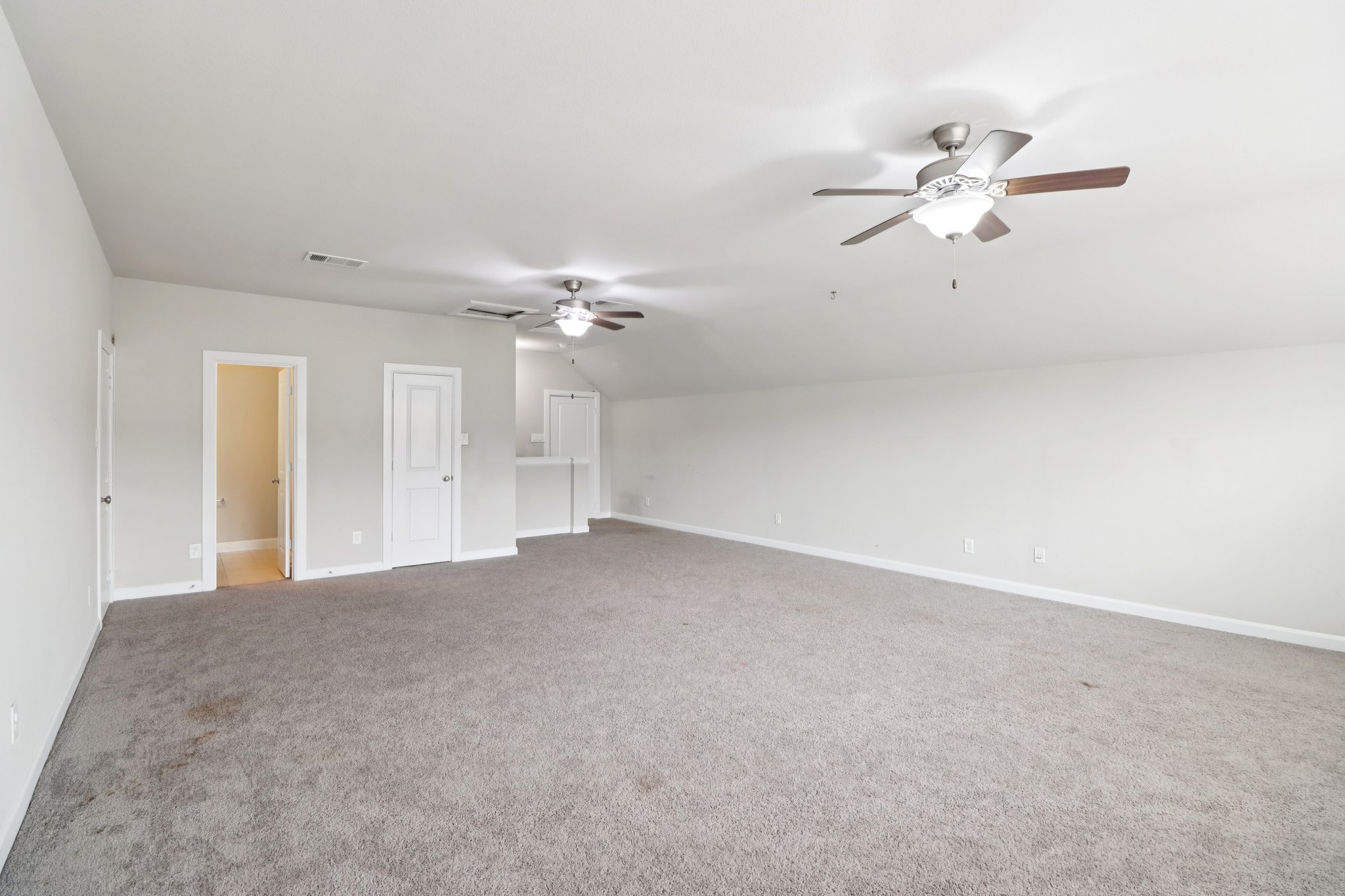 Westlake Terrace Dr-S1103-027.jpg