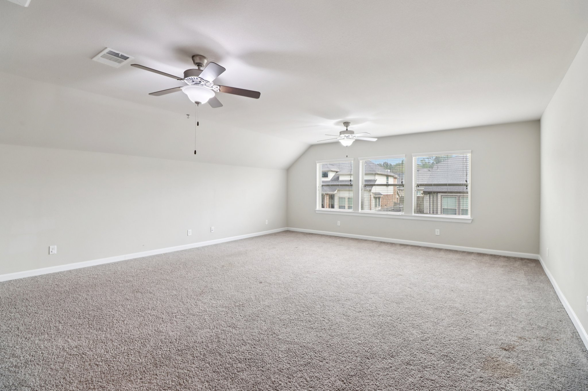 Westlake Terrace Dr-S1103-028.jpg