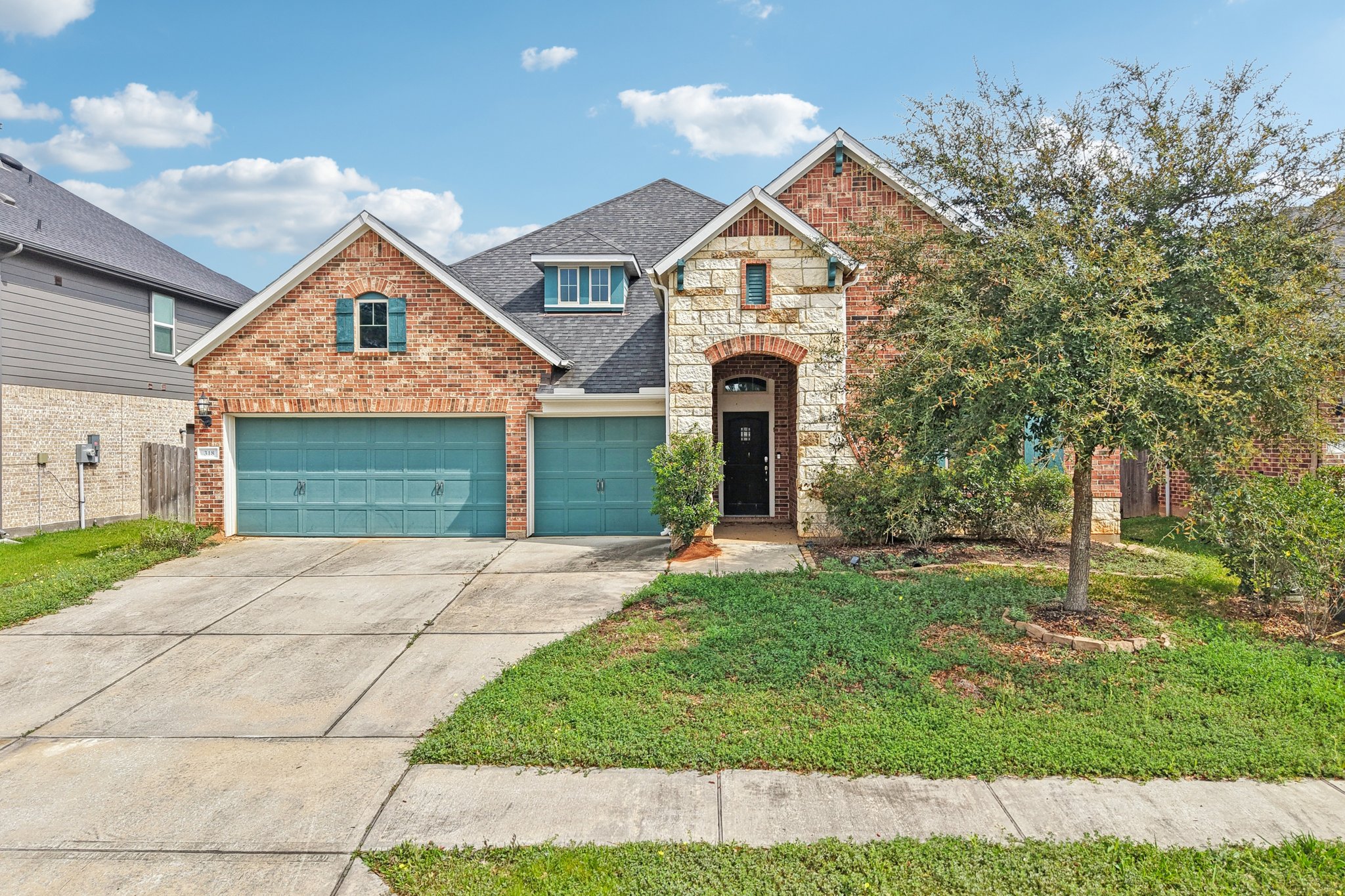 Westlake Terrace Dr-S1103-039.jpg