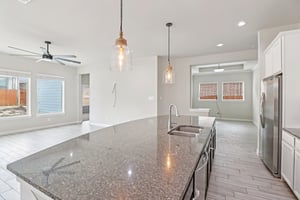 Westlake Terrace Dr-S1103-014.jpg