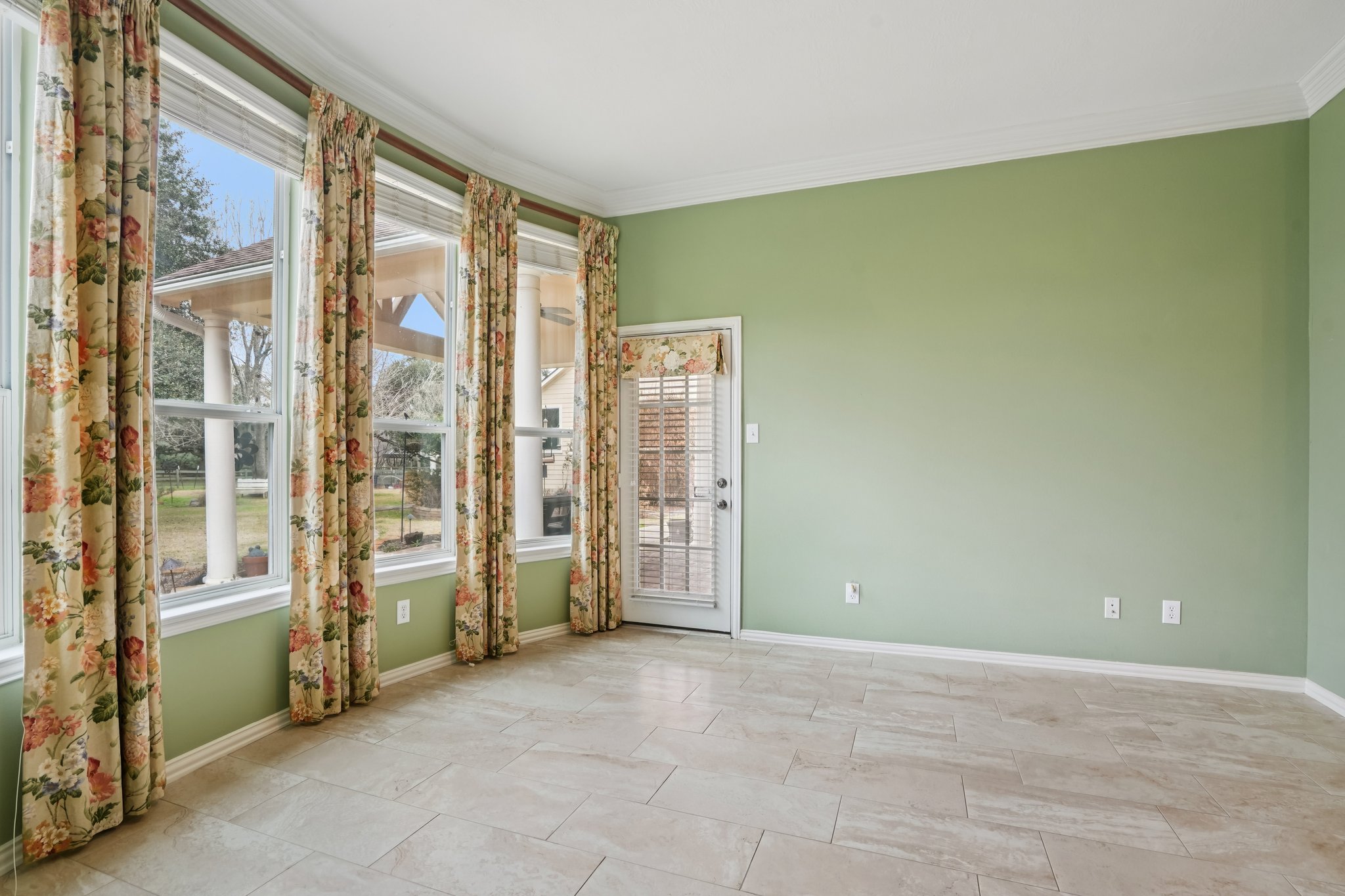 Tree Farm Ln-L1102-032.jpg