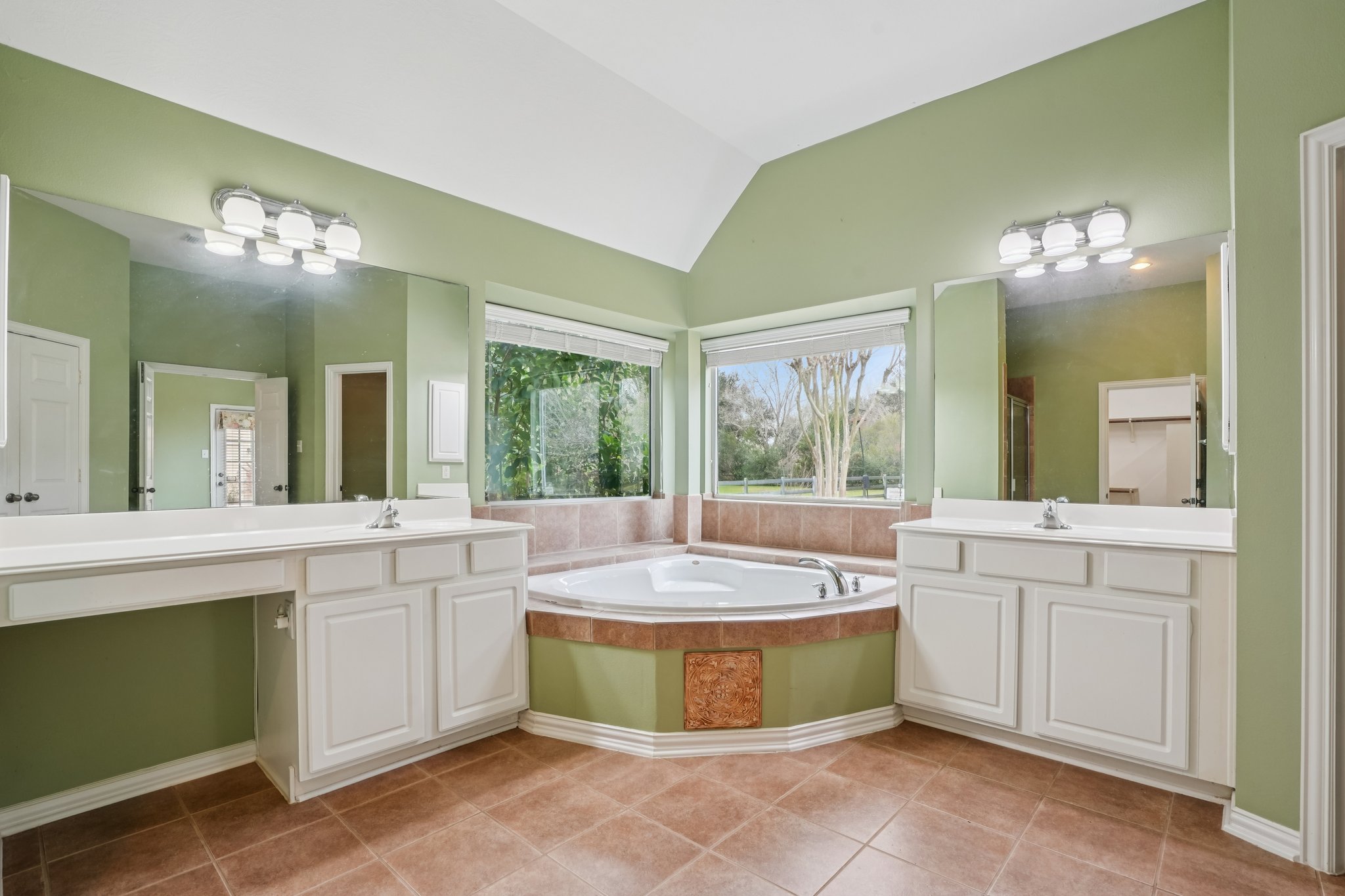 Tree Farm Ln-L1102-035.jpg