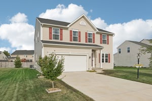 Suncrest Cir-002.jpg