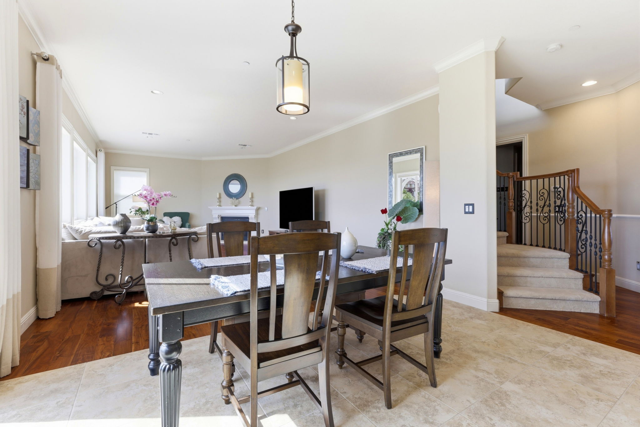 021_F8_3182 Ashbourne Cir