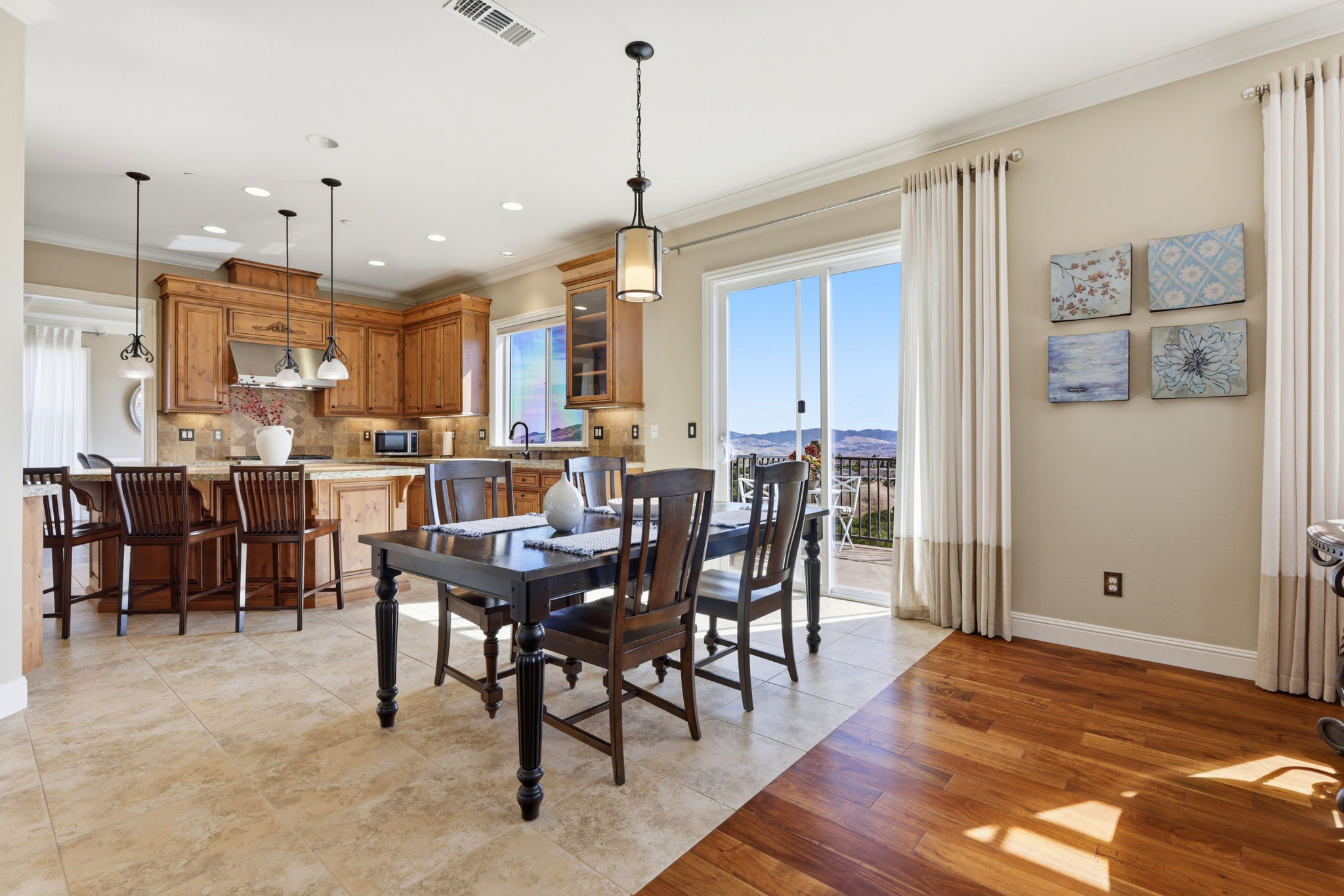 022_F8_3182 Ashbourne Cir