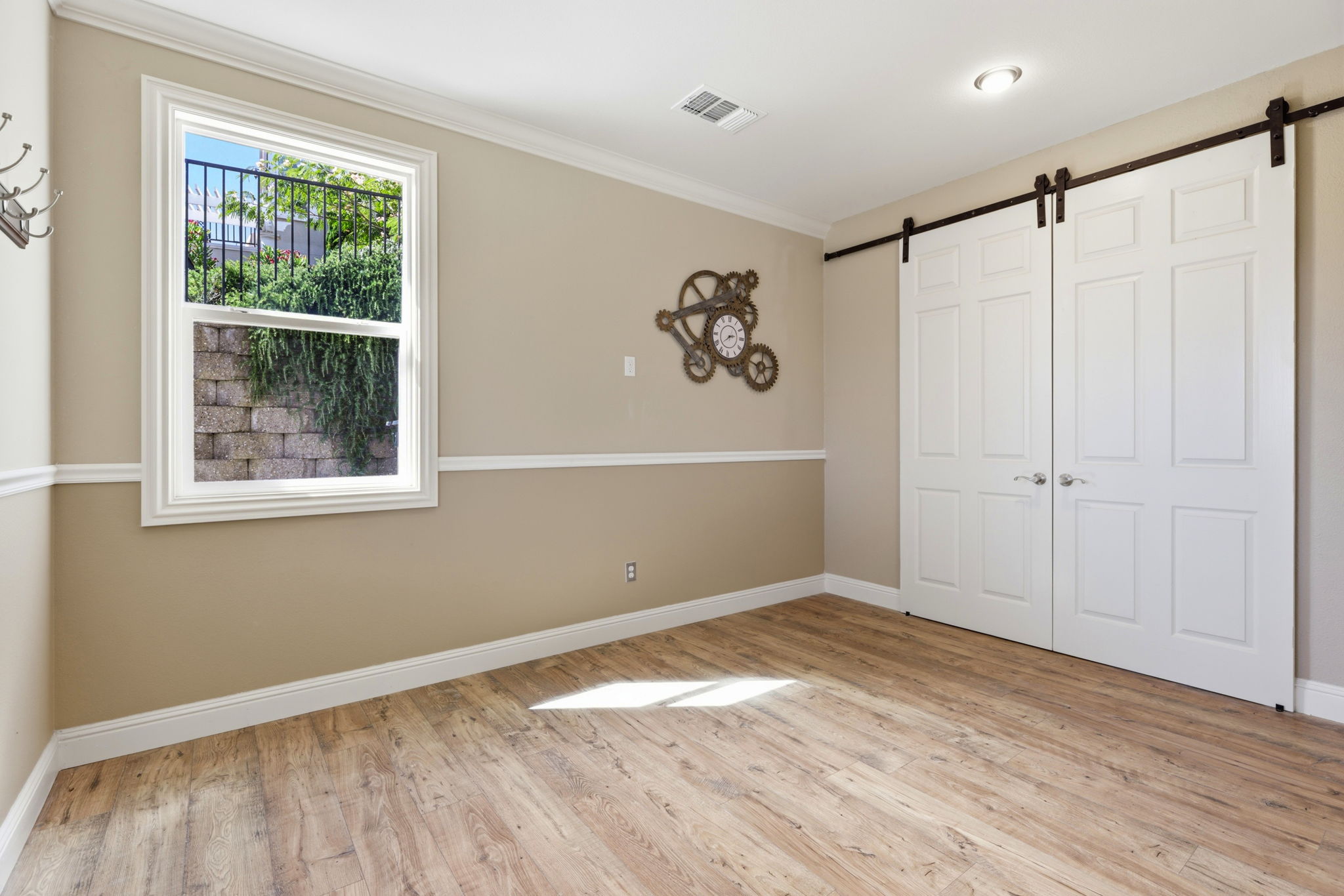 034_F8_3182 Ashbourne Cir