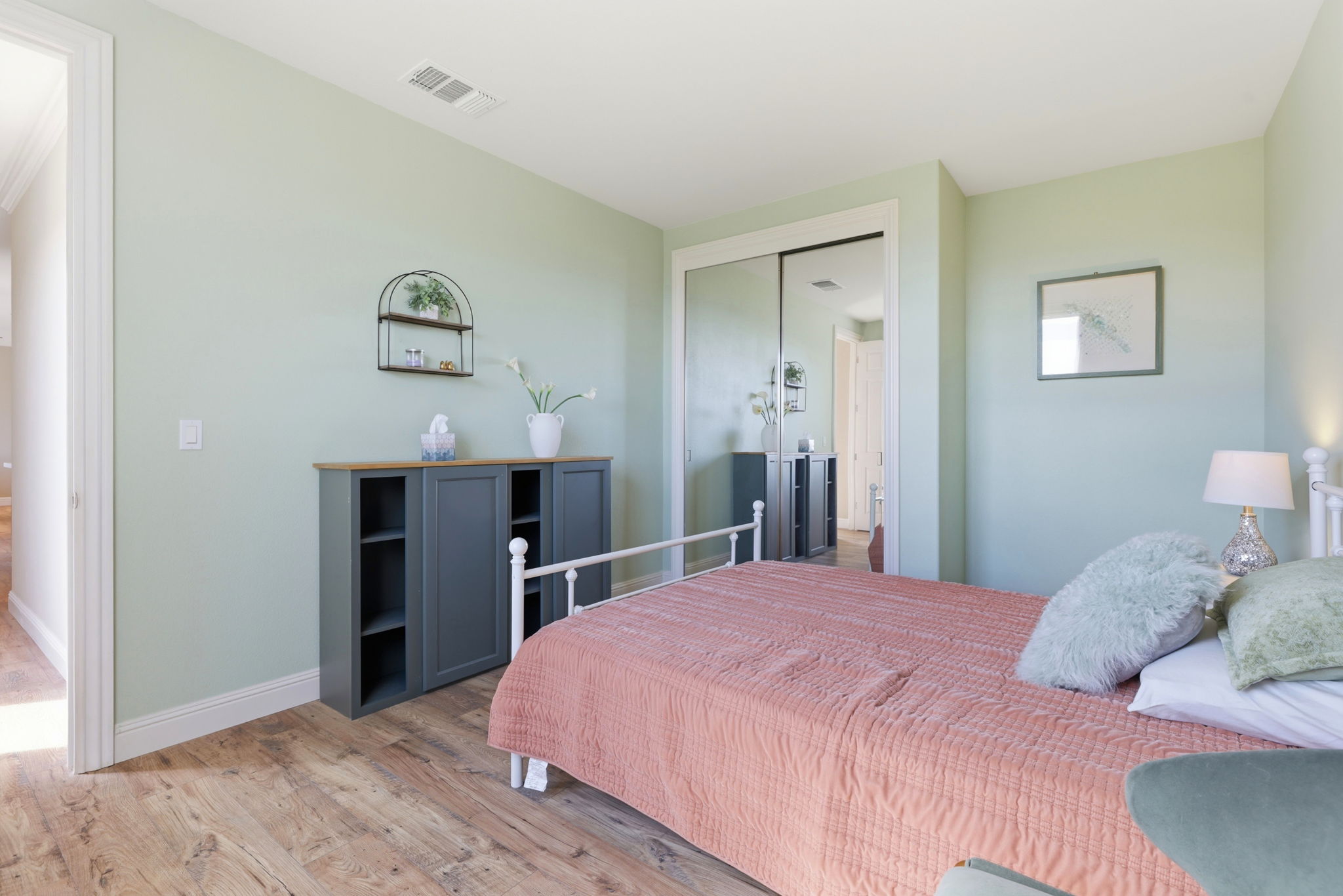 036_F8_3182 Ashbourne Cir
