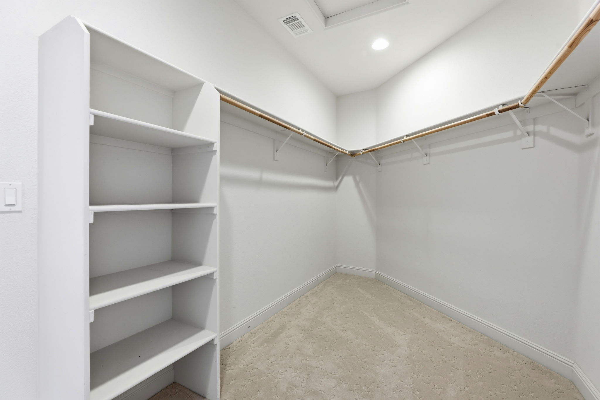 045_F8_3182 Ashbourne Cir