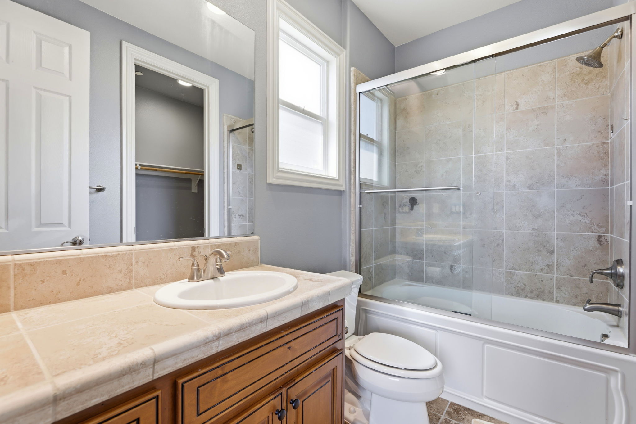 054_F8_3182 Ashbourne Cir