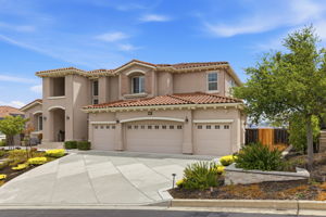 003_F8_3182 Ashbourne Cir
