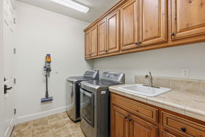 057_F8_3182 Ashbourne Cir