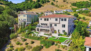 011_F8_AERIAL_3182 Ashbourne Cir