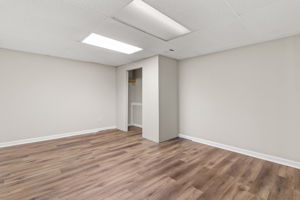  Photo 36