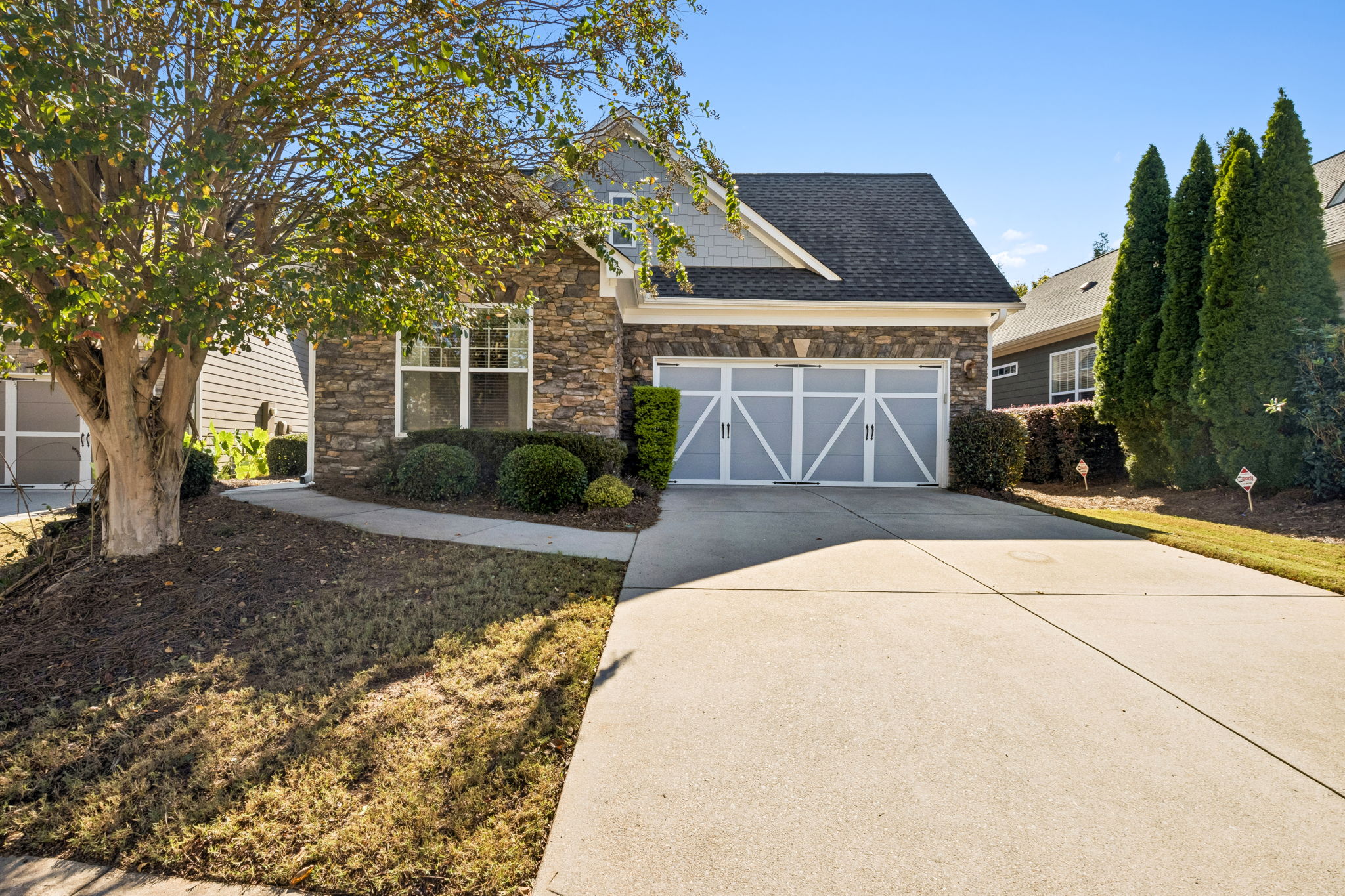 Welcome to 3184 Willow Creek Drive