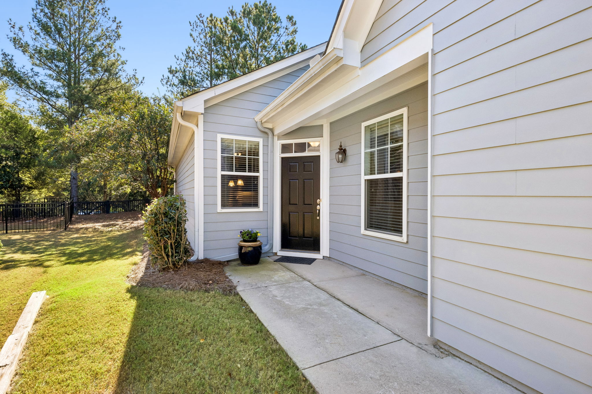Front Entry Detail